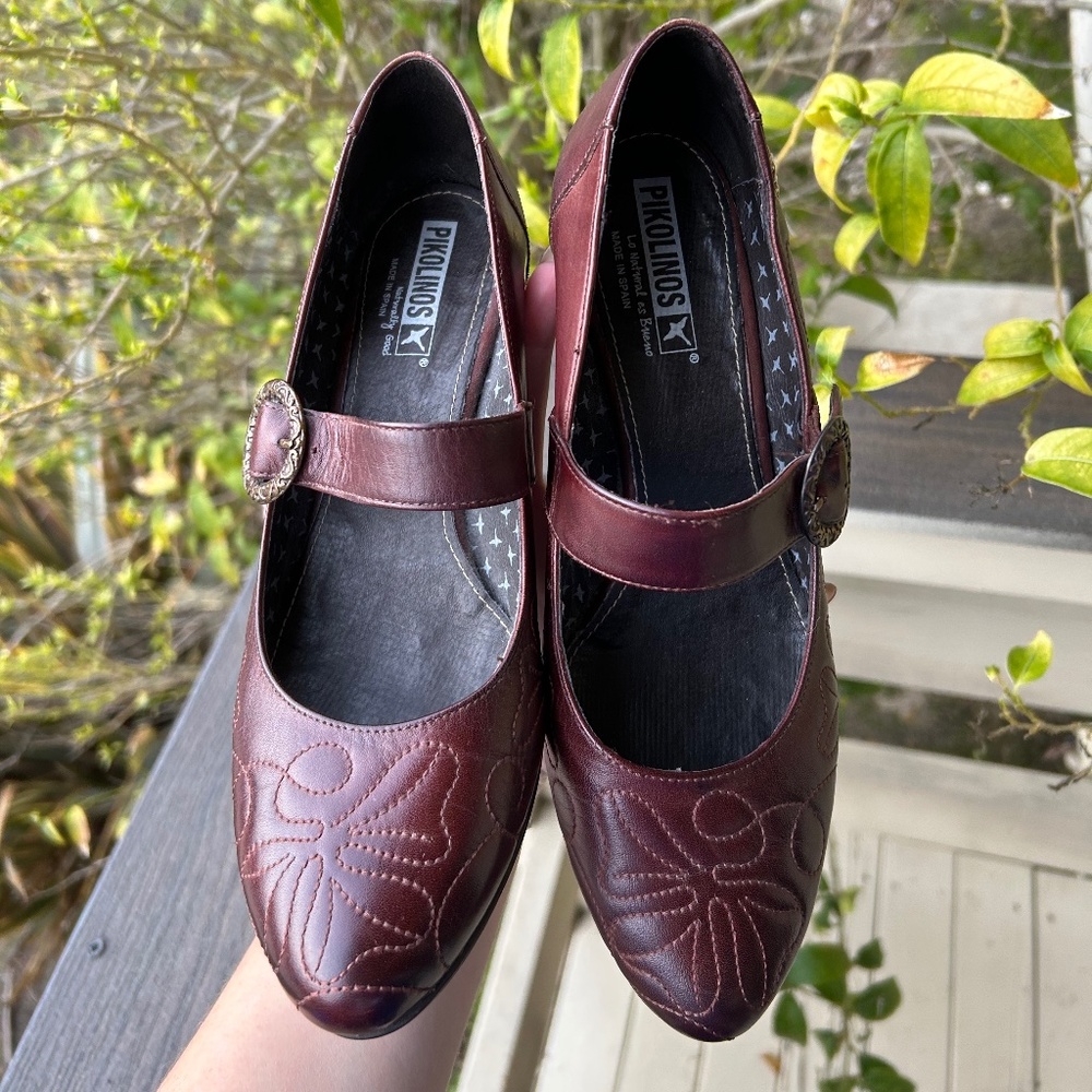 pikolinos shoes leather with embroidery